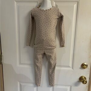 XL 4T AVAUMA Liang Beige Snug fit Flower Pattern Design Ruffled Shirring Pajama